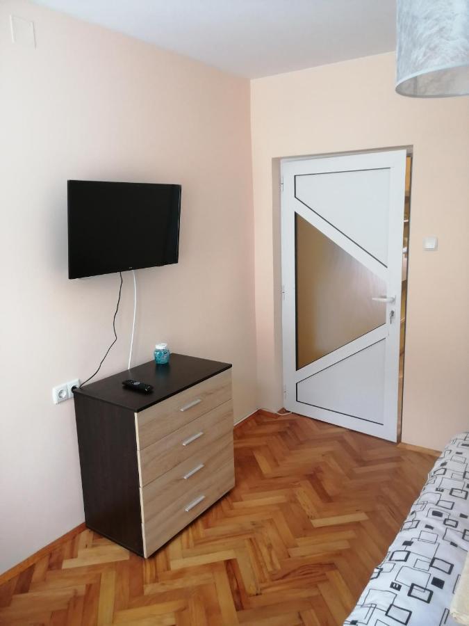 Дом Тодор И Тота Мутевски Troyan (Lovech) Exterior foto