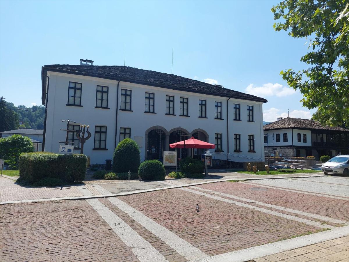 Дом Тодор И Тота Мутевски Troyan (Lovech) Exterior foto